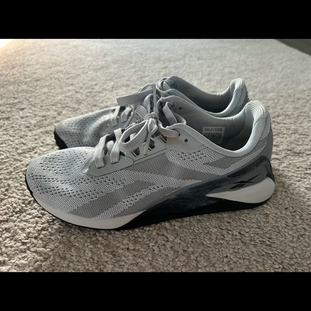 Nano X1 Women's Training Shoes 
Size: 8.5
Color: Pure Grey/Core Black